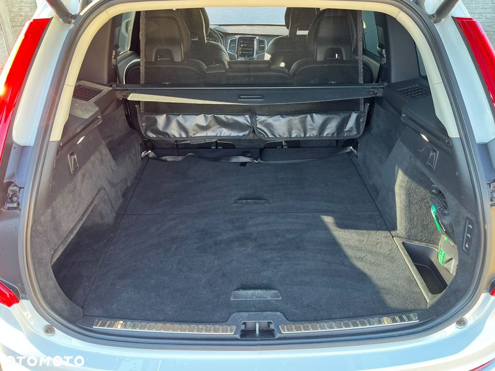 Volvo XC 90 - 10