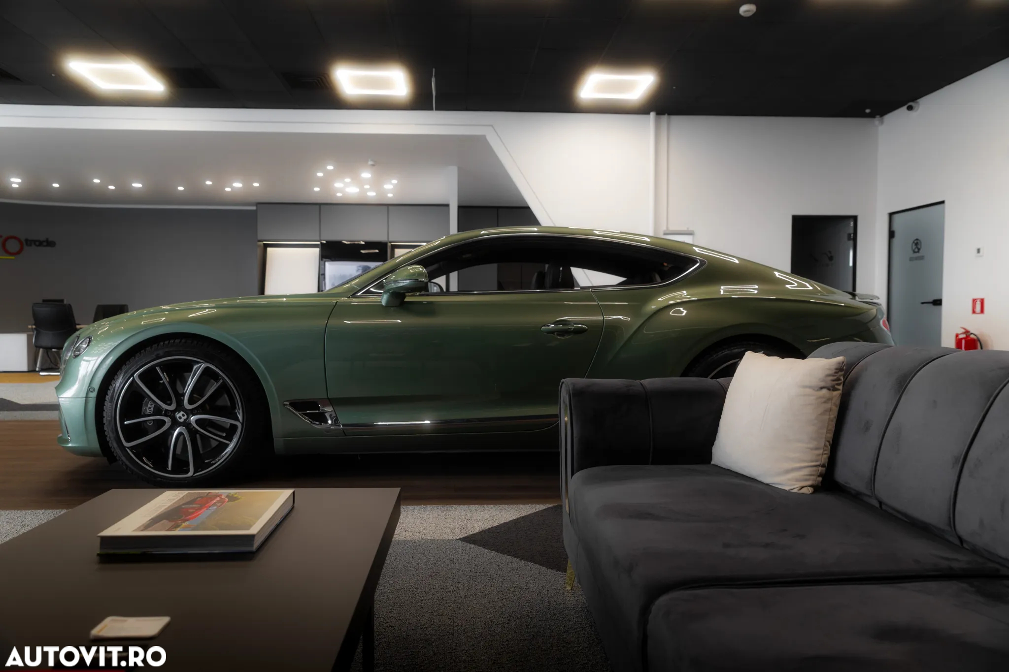 Bentley Continental New GT V8 - 37