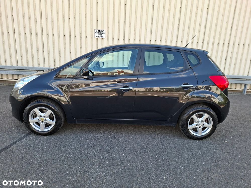 Kia Venga - 3