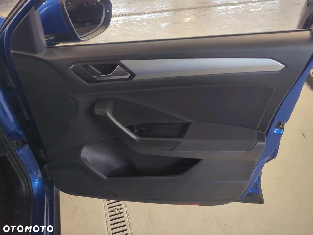 Volkswagen T-Roc 1.5 TSI Life - 20