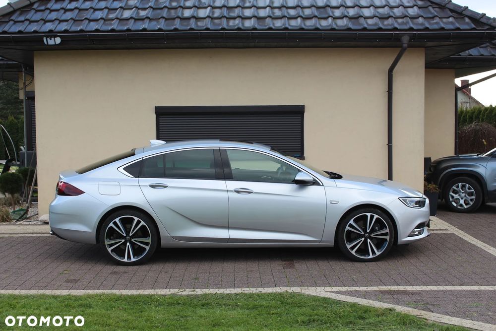 Opel Insignia Sport2.0 Direct InjTurbo 4x4 Exclusive - 4
