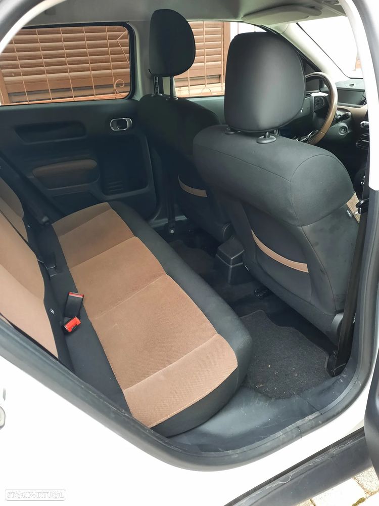 Citroën C4 Cactus e-HDi 92 ETG6 Stop&Start Shine Edition - 4