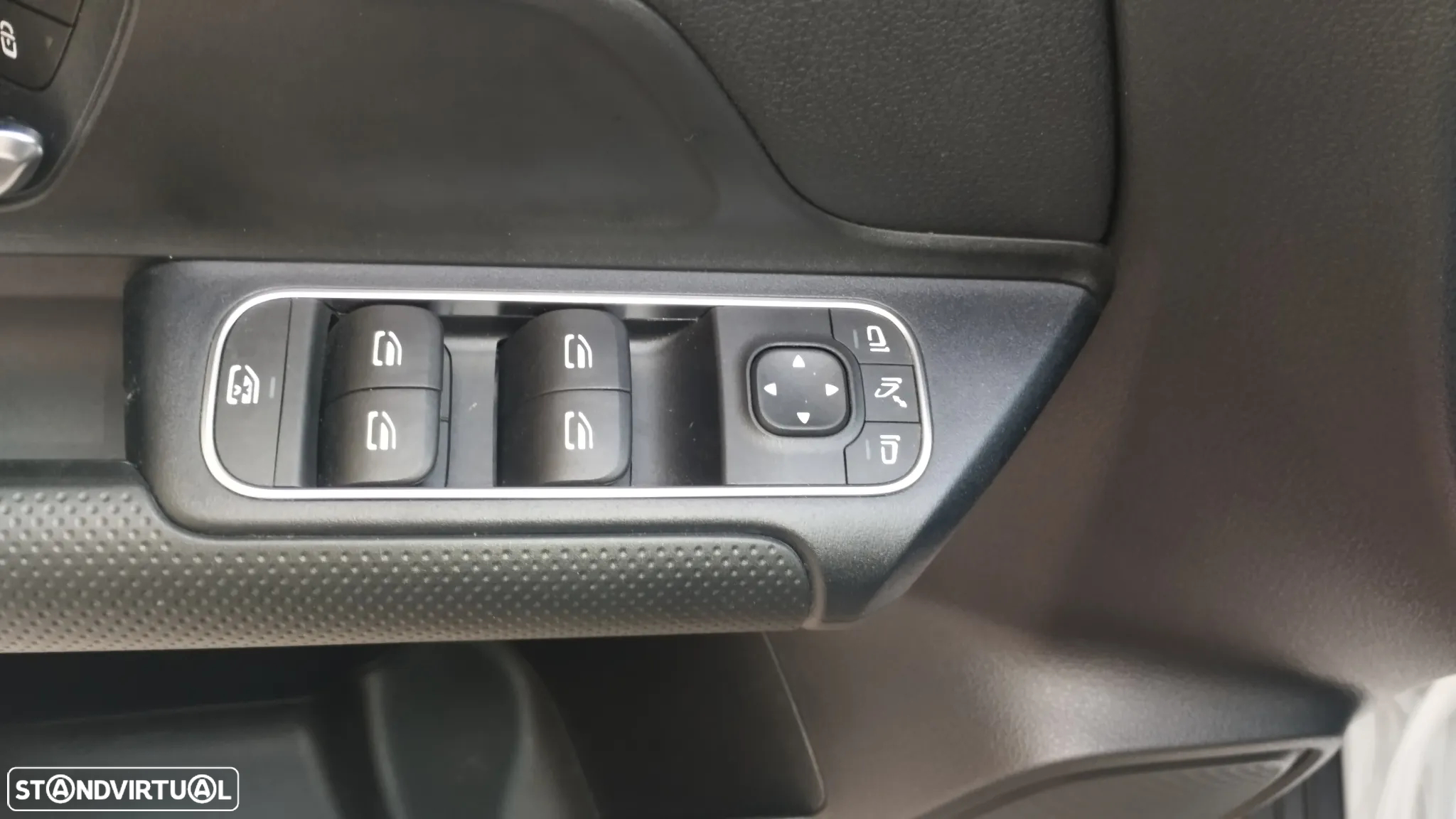 Mercedes-Benz B 180 d Progressive - 21