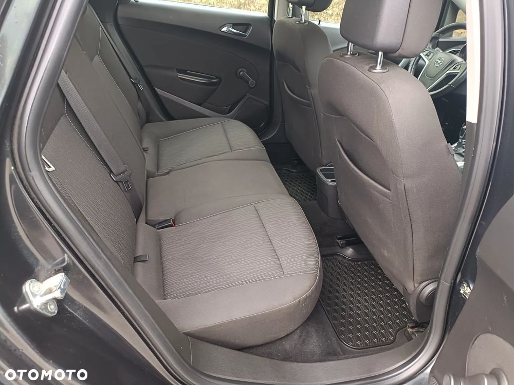 Opel Astra 1.4 T Enjoy - 4