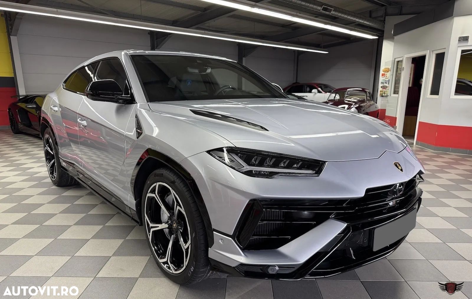 Lamborghini URUS - 1
