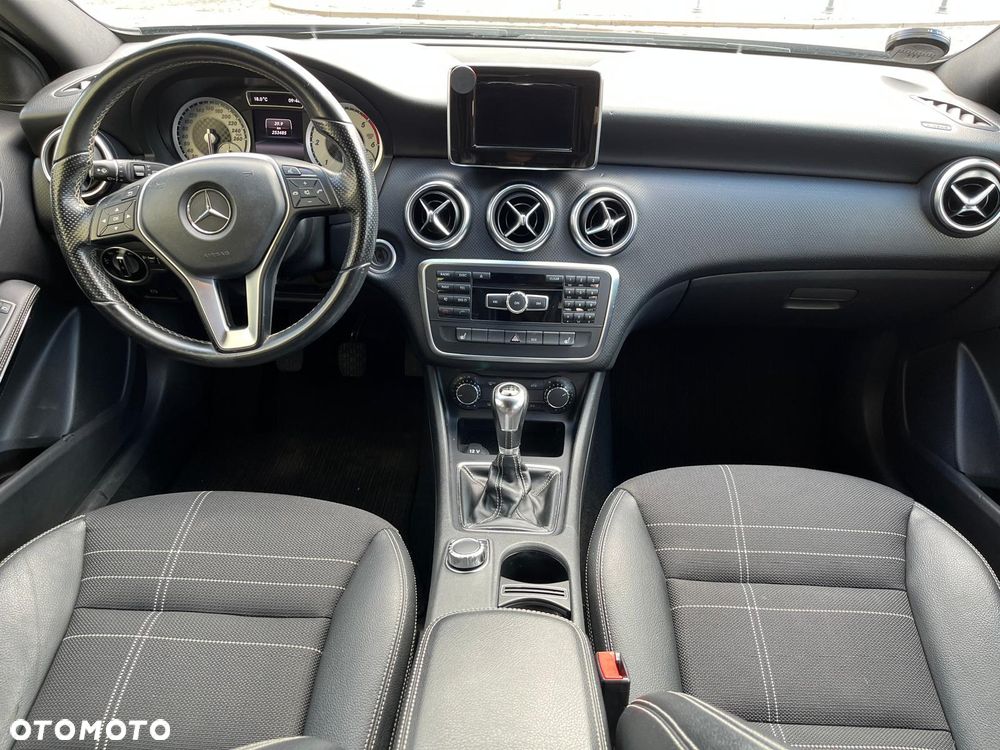 Mercedes-Benz Klasa A 200 CDI (BlueEFFICIENCY) Urban - 6