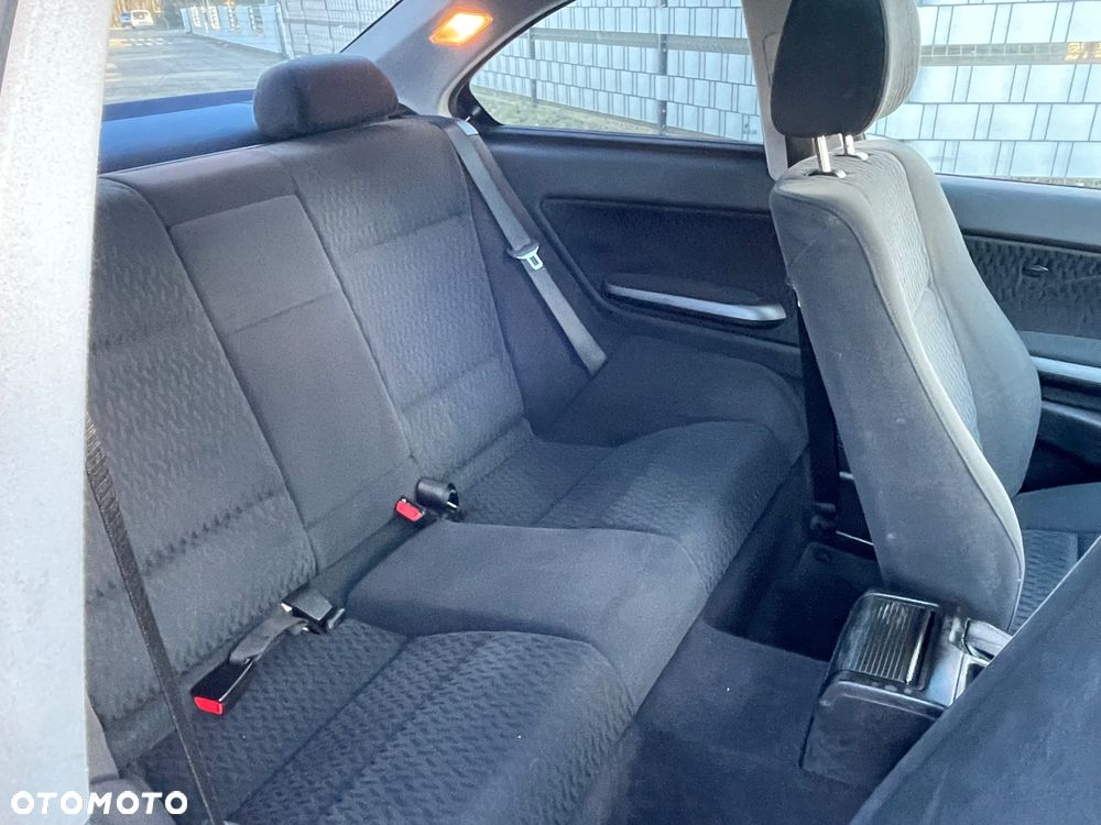 BMW Seria 3 - 17