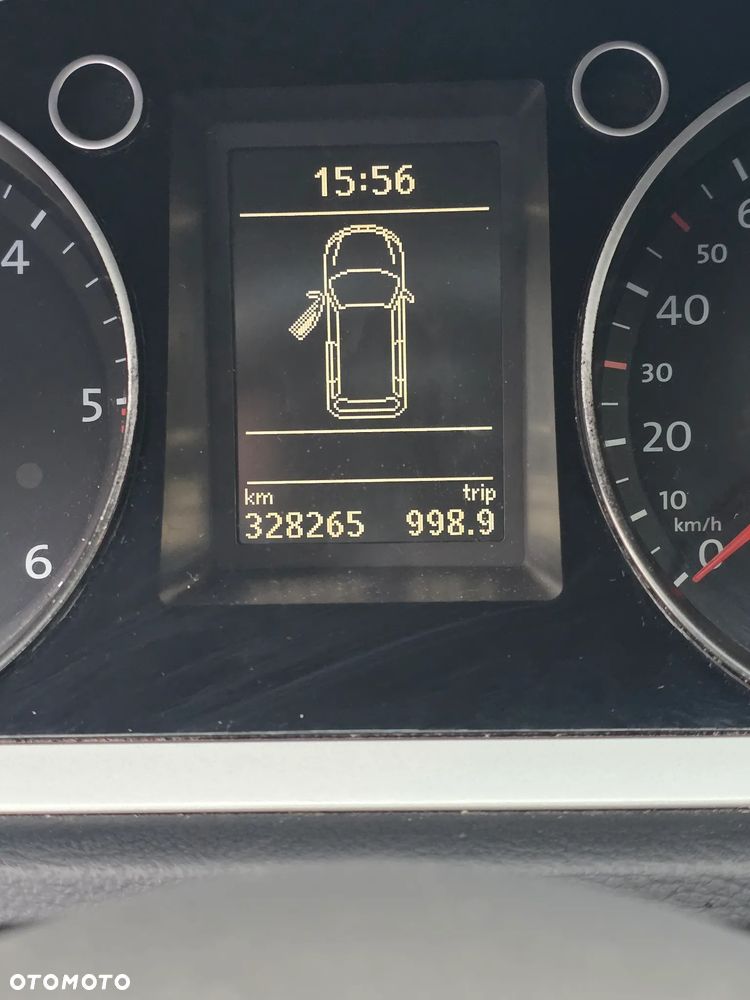 Volkswagen Passat Variant 2.0 TDI DPF Comfortline - 9