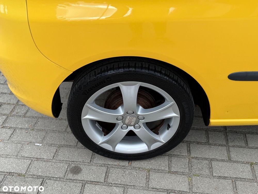 Seat Ibiza SC 1.4 16V Sport - 18