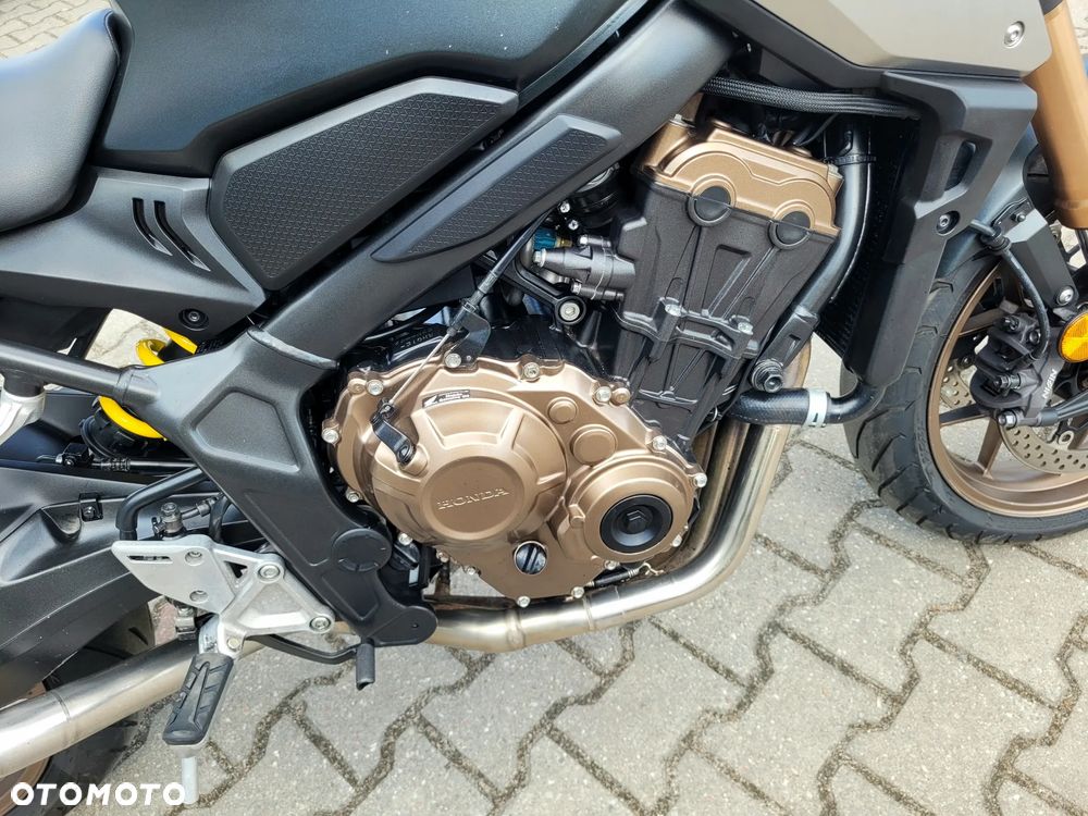 Honda CB - 9