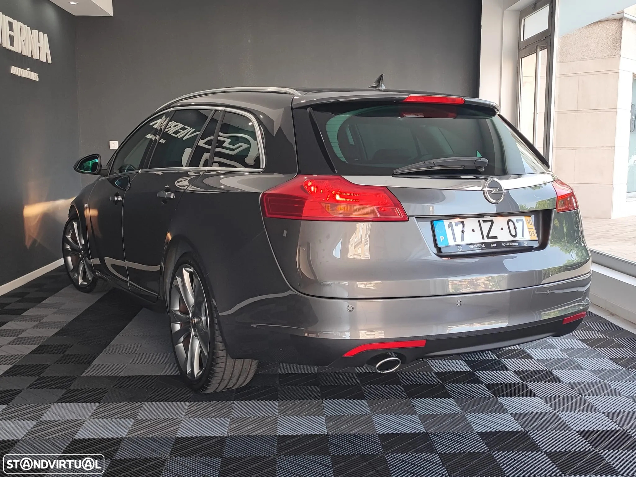 Opel Insignia Sports Tourer 2.0 CDTi Cosmo ecoFLEX - 18