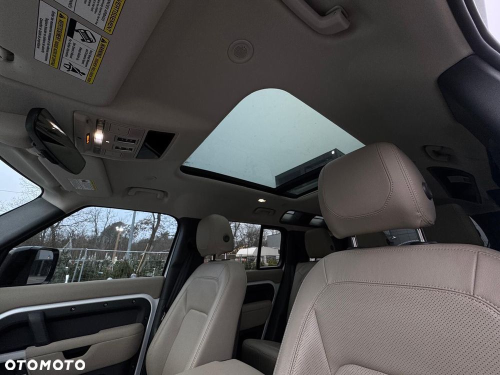 Land Rover Defender 2.0 P300 S - 22