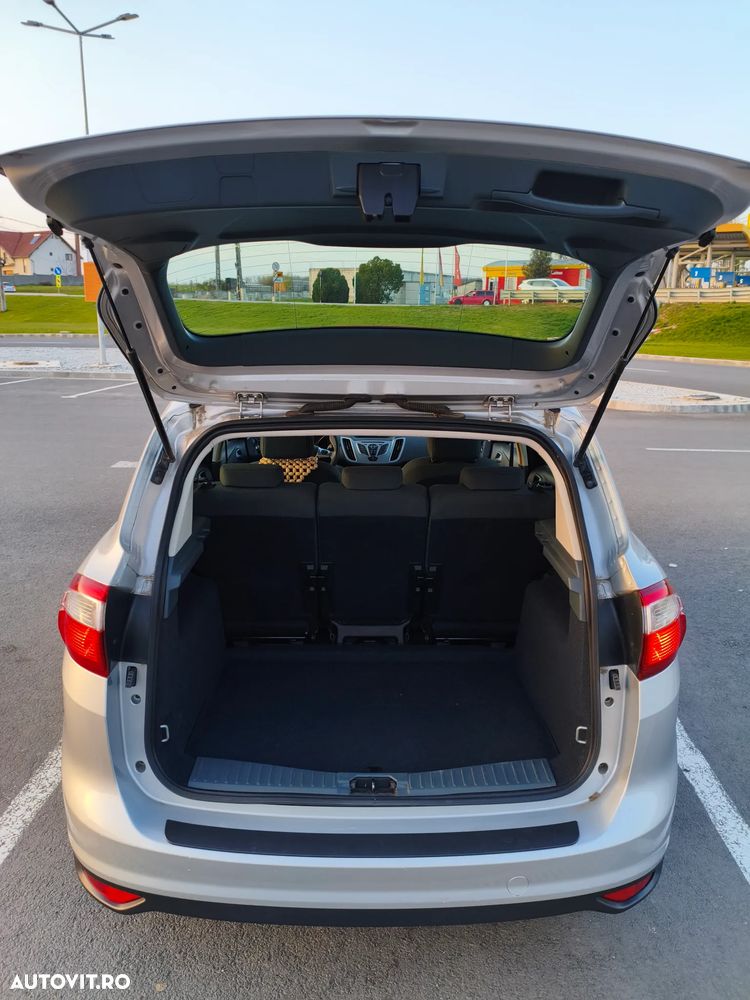 Ford C-Max - 9