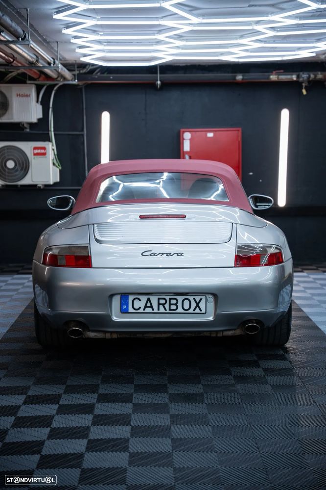 Porsche 911 Série F - 16