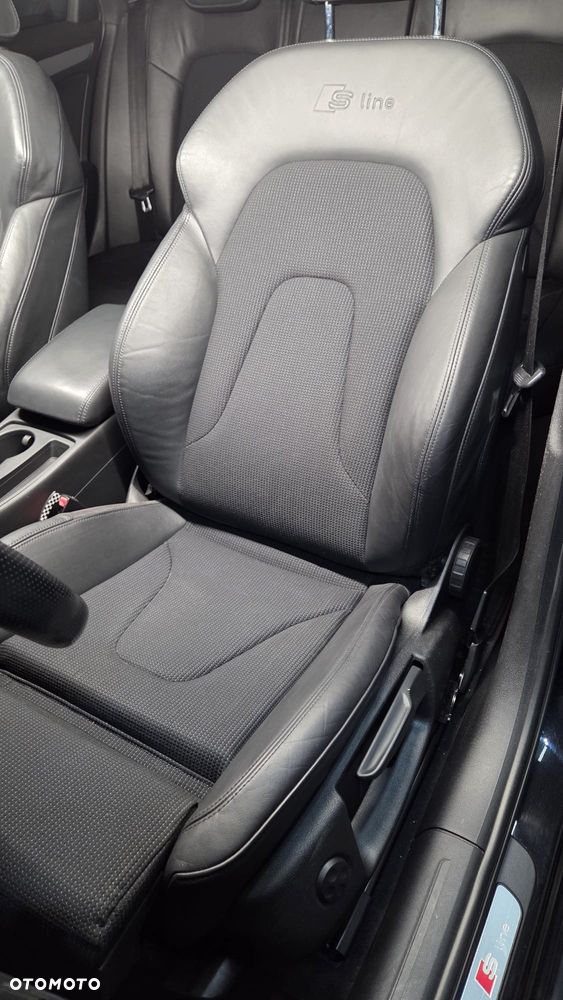 Audi A4 Limousine - 8