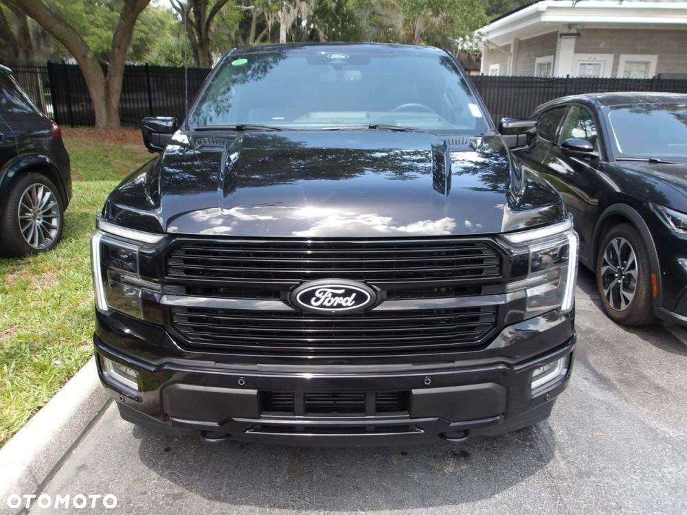 Ford F150 - 8
