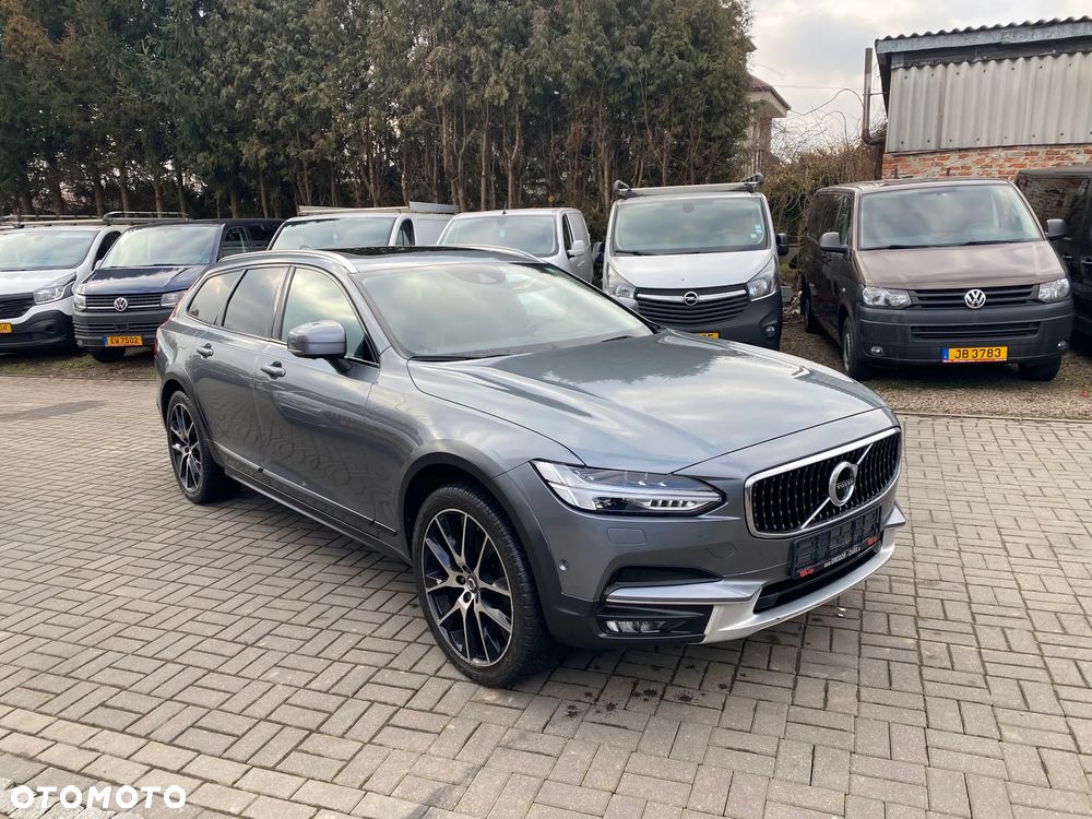 Volvo V90 Cross Country D4 AWD Geartronic Pro - 3