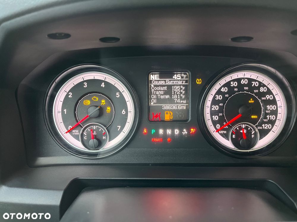 RAM 1500 Crew Cab Sport - 21