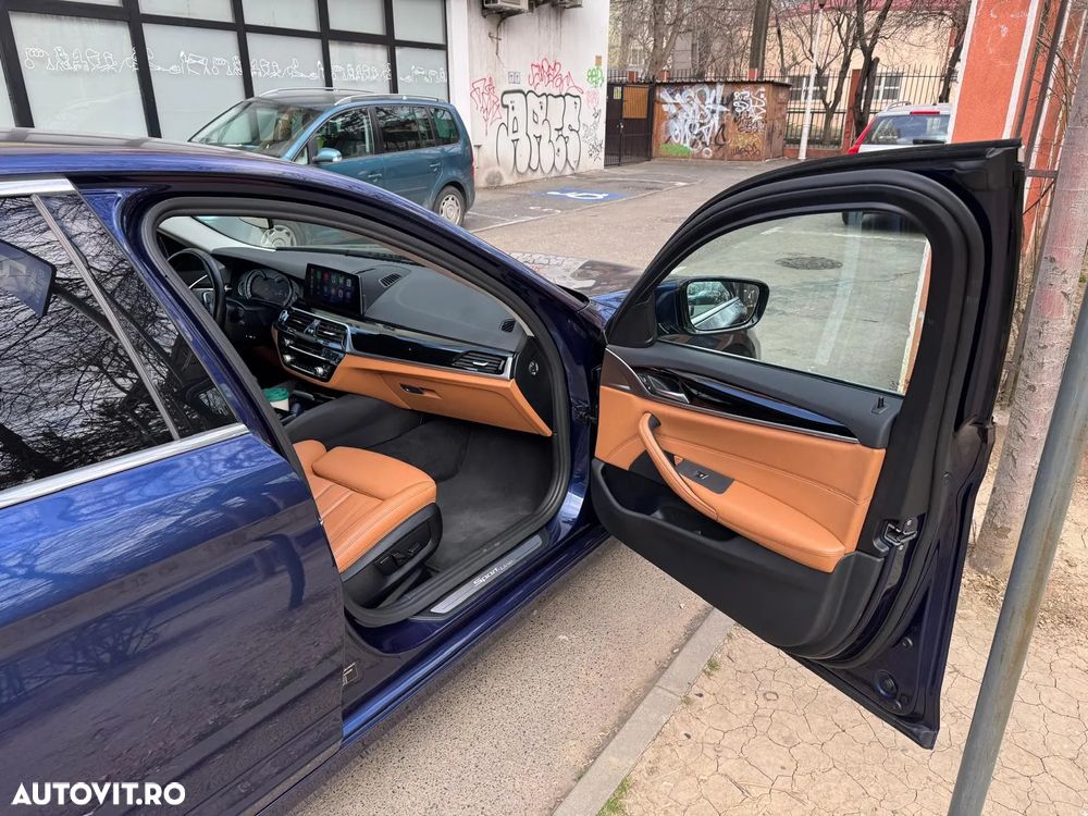 BMW Seria 5 520d xDrive AT - 12