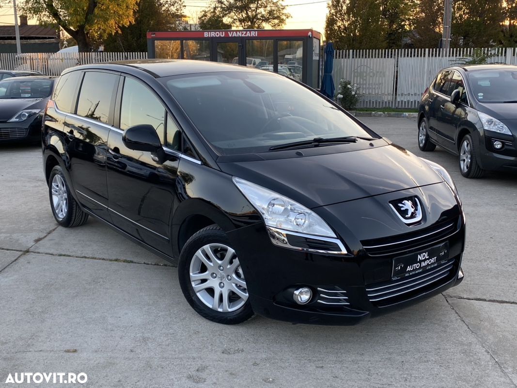 Peugeot 5008 HDI 115 Active - 1