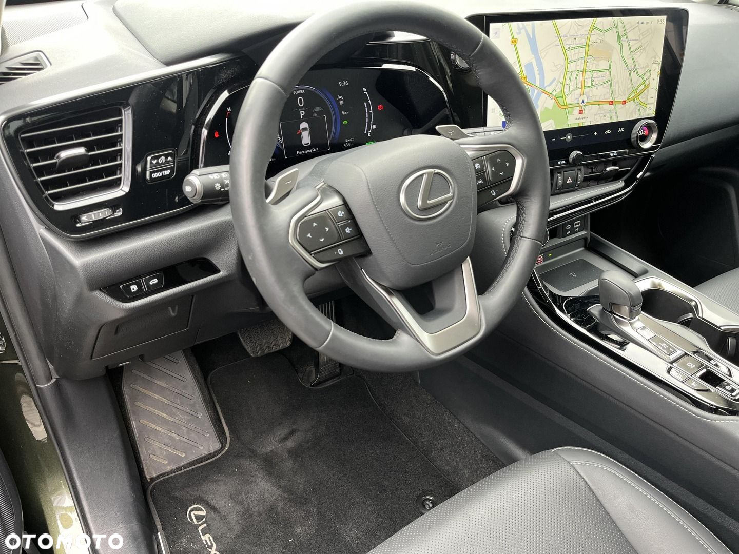 Lexus NX - 12