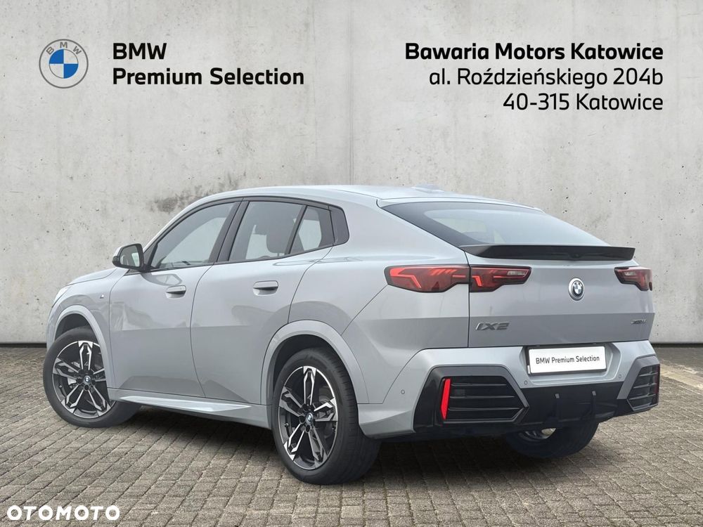 BMW iX2 xDrive30 66.5kWh M Sport - 18