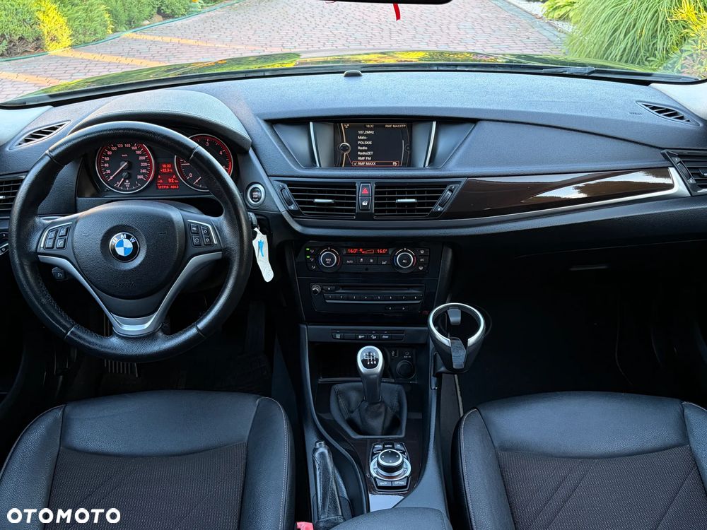 BMW X1 xDrive18d xLine - 26