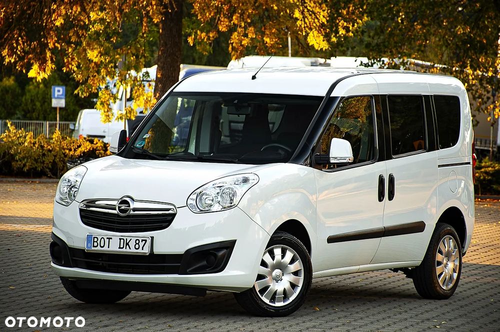 Opel Combo 1.4 Cosmo Eu6 - 18