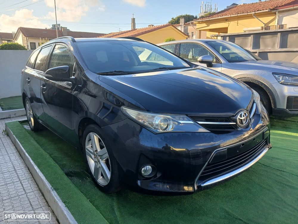 Toyota Auris Touring Sports 1.4 D-4D Com+P.Sport - 9