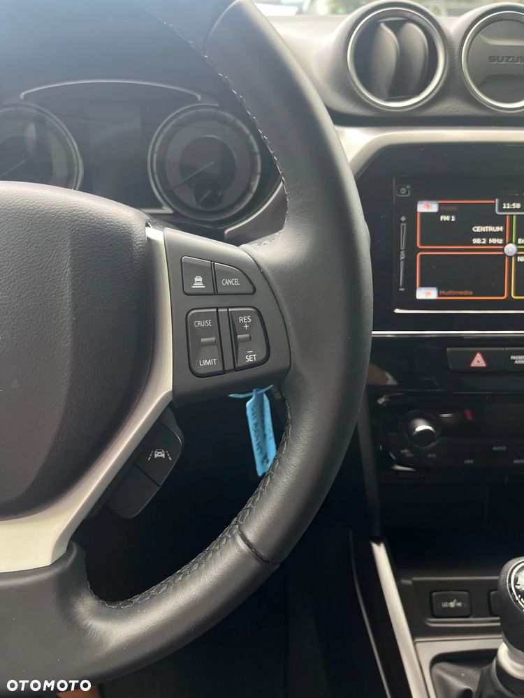 Suzuki Vitara 1.4 Boosterjet SHVS Premium 2WD - 11