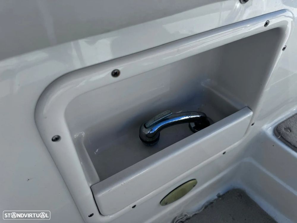 Crownline 240 - 9