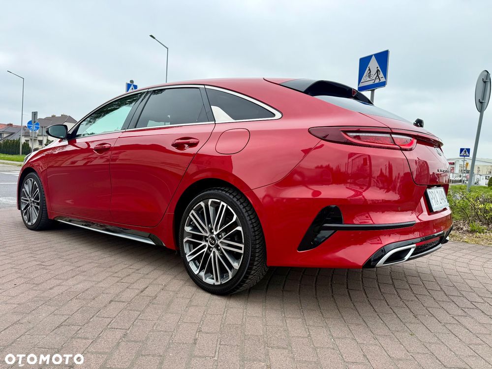 Kia ProCeed 1.5 T-GDI DCT7 OPF GT LINE - 33
