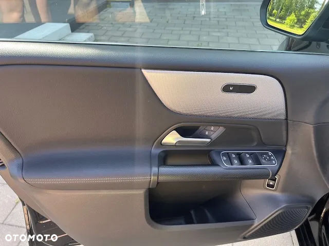 Mercedes-Benz Klasa B 250 e PHEV 8G-DCT - 7