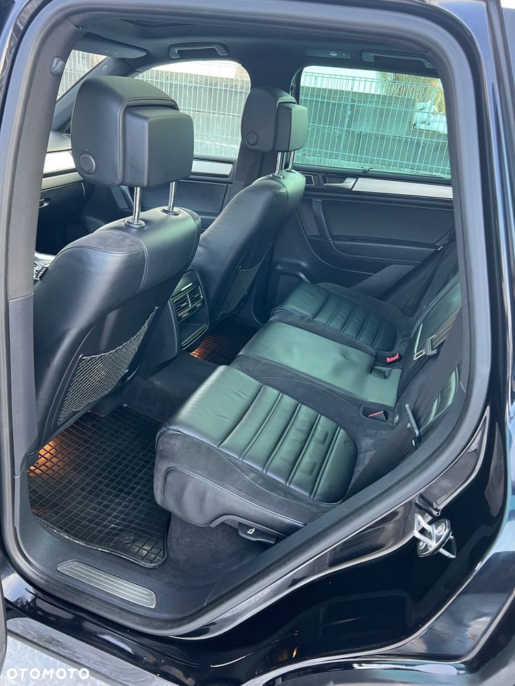 Volkswagen Touareg 3.0 V6 TDI BMT R-Style - 18
