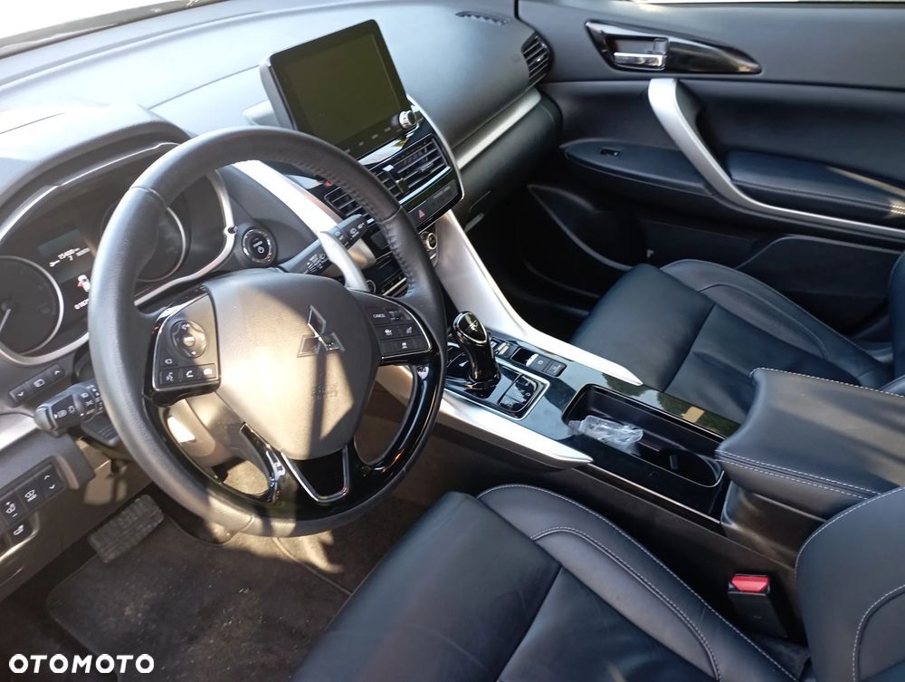 Mitsubishi Eclipse Cross 2.4 PHEV Instyle Plus - 3