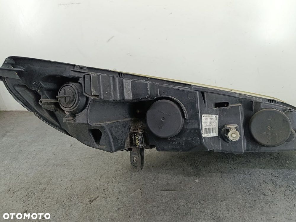 LAMPA PRZÓD LEWA PEUGEOT 407 9660236180  0301213201 AL - 9