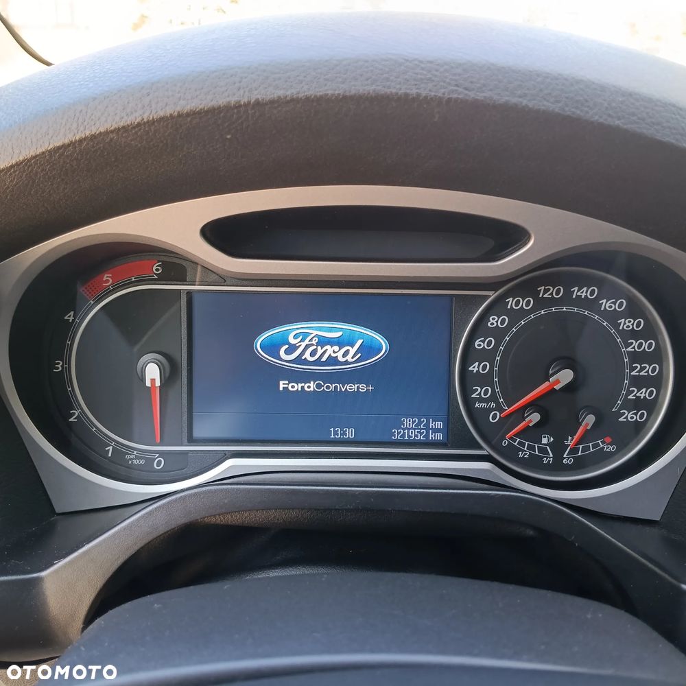 Ford S-Max - 23