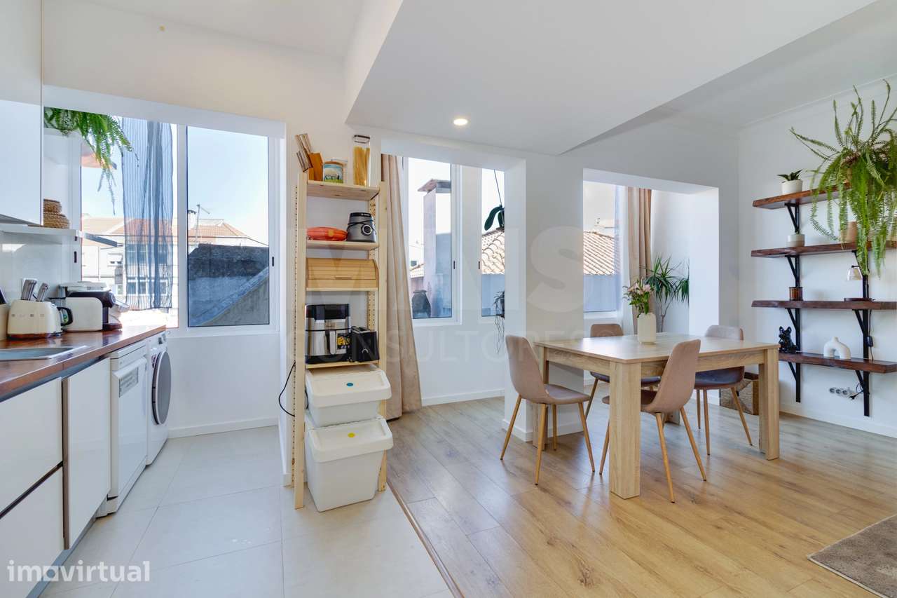 Apartamento T2 no Centro Histórico de Almada, junto à Casa da Cerca - Grande imagem: 3/18