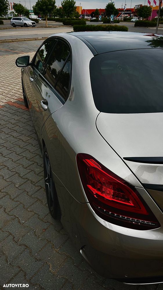 Mercedes-Benz C 300 9G-TRONIC AMG Line - 7