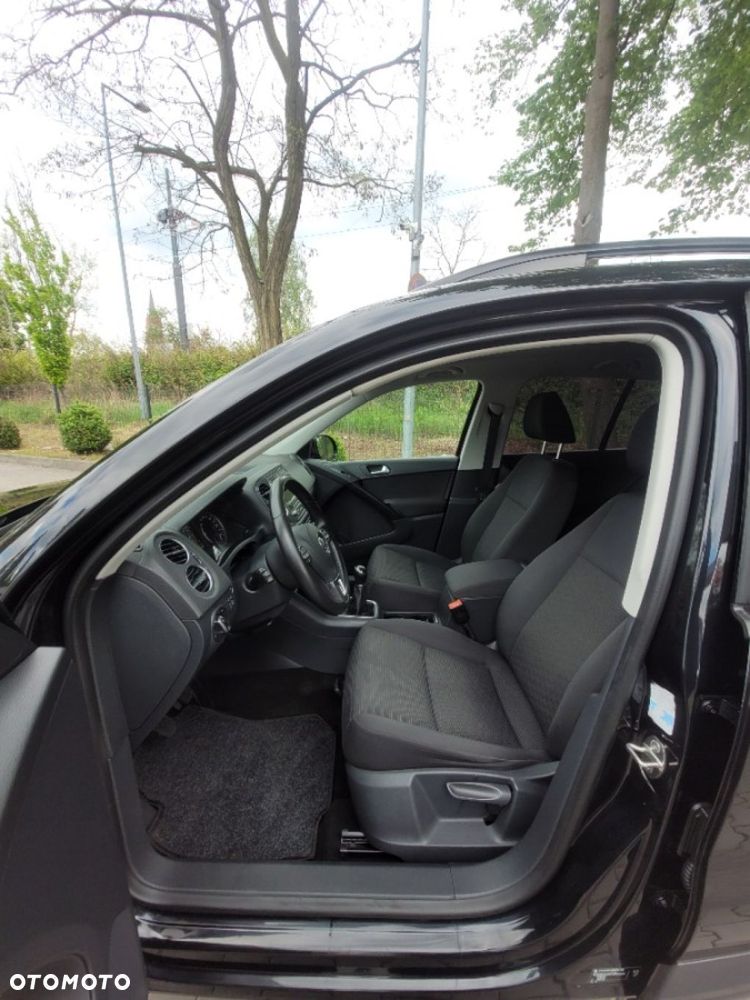 Volkswagen Tiguan - 13