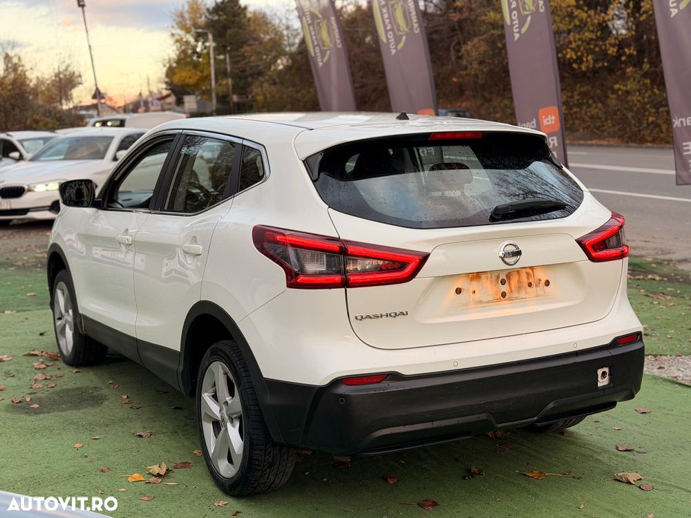 Nissan Qashqai - 4