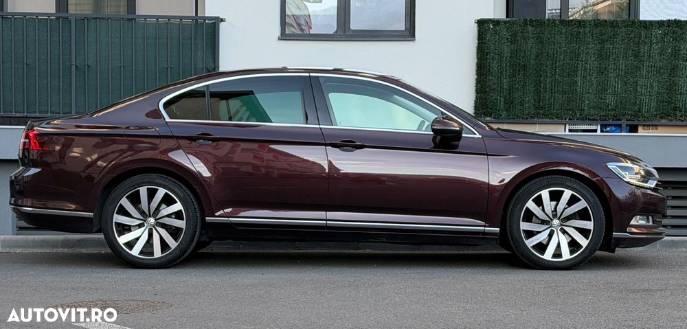 Volkswagen Passat Variant 2.0 TDI SCR DSG Elegance - 4