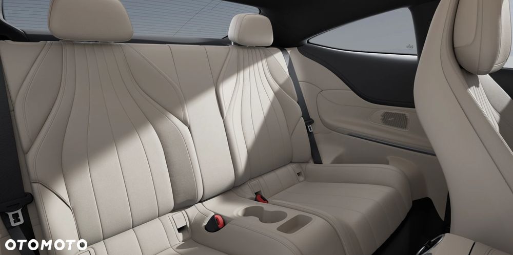 Mercedes-Benz CLE - 13