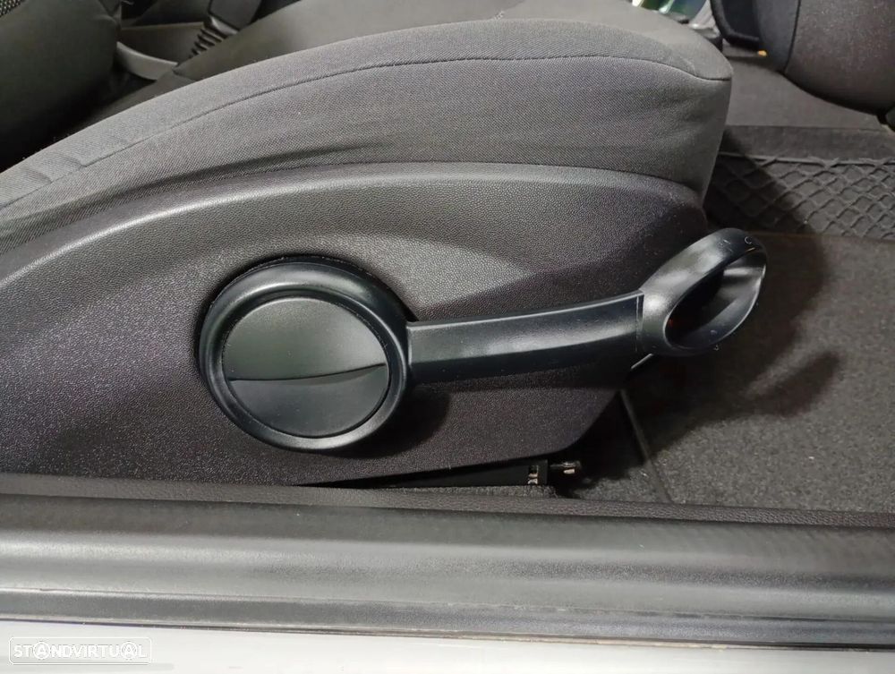 MINI 3 Portas - 22