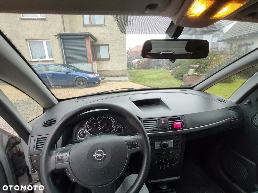 Opel Meriva 1.6 16V - 9