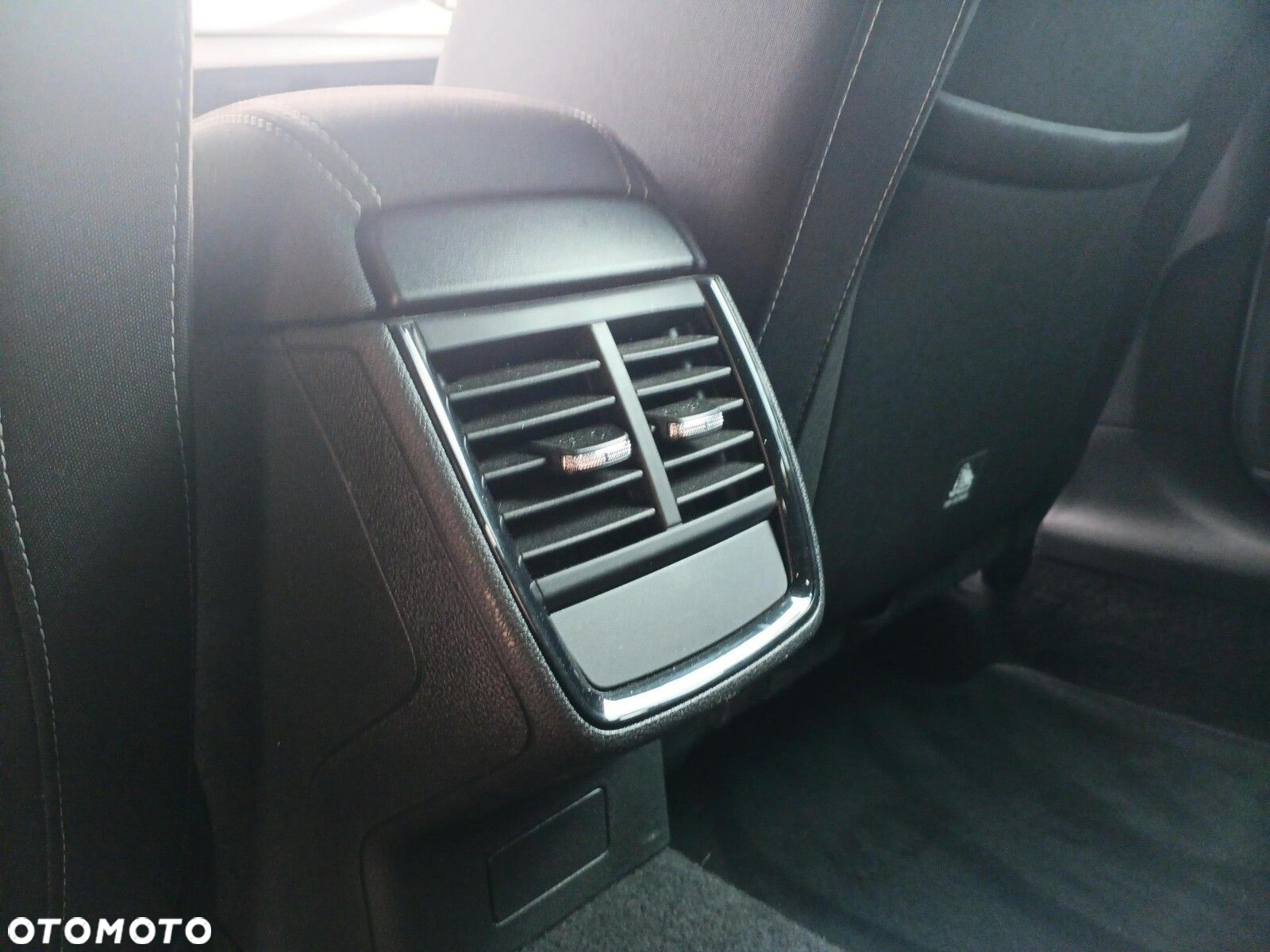 Skoda Kamiq 1.0 TSI Style DSG - 32