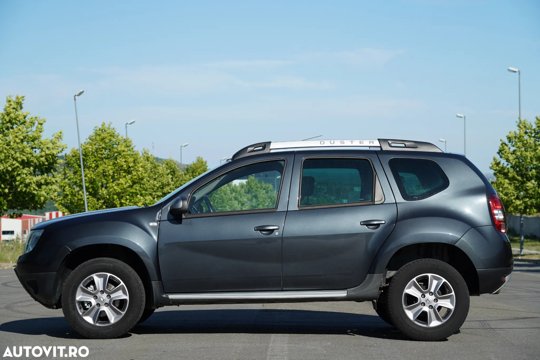 Dacia Duster 1.5 dCi 4x2 Laureate - 19