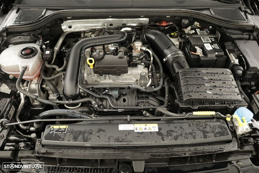 VW Golf 1.0 TSI Sportline - 25