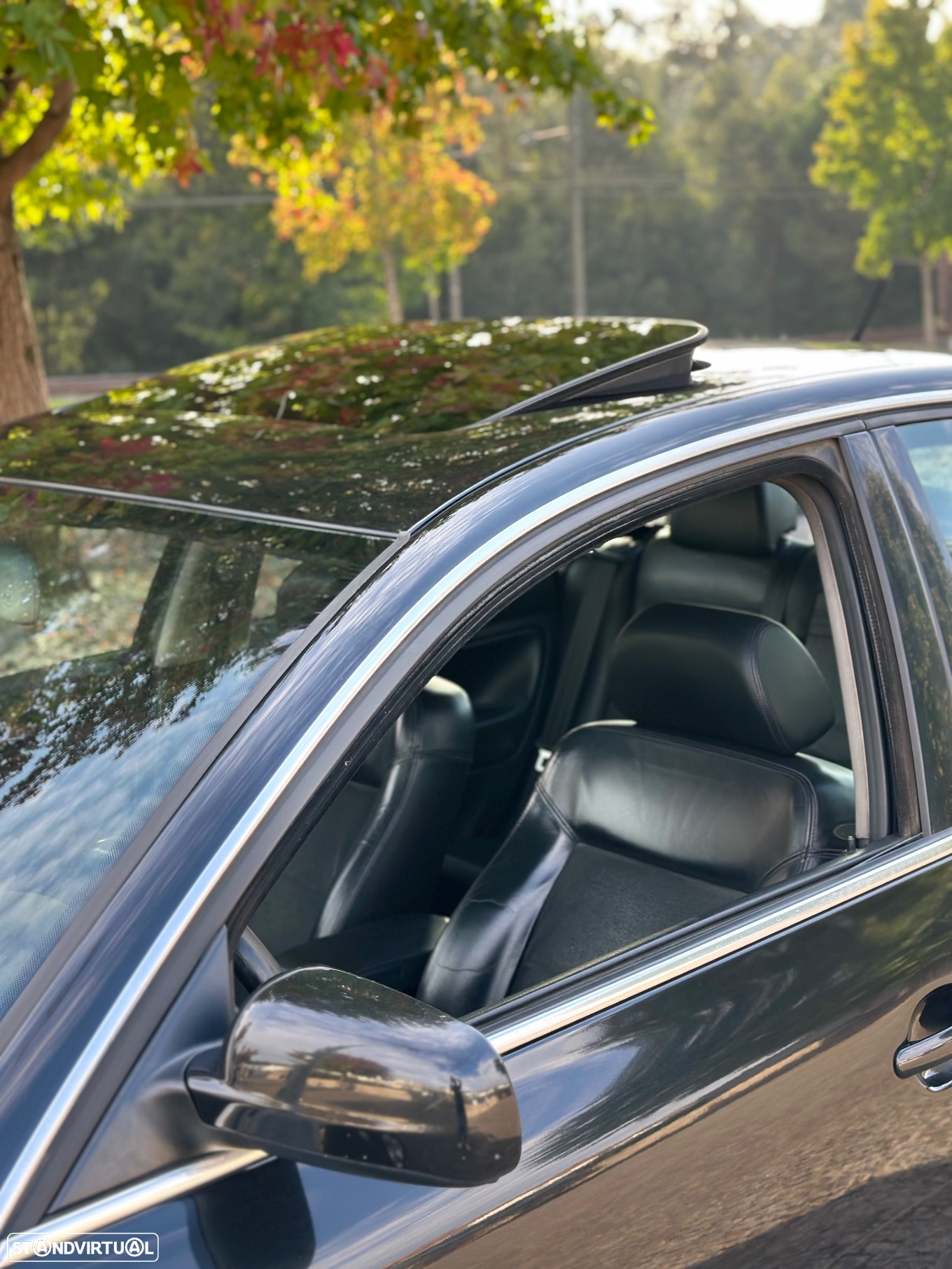 VW Passat 1.9 TDi Highline - 4