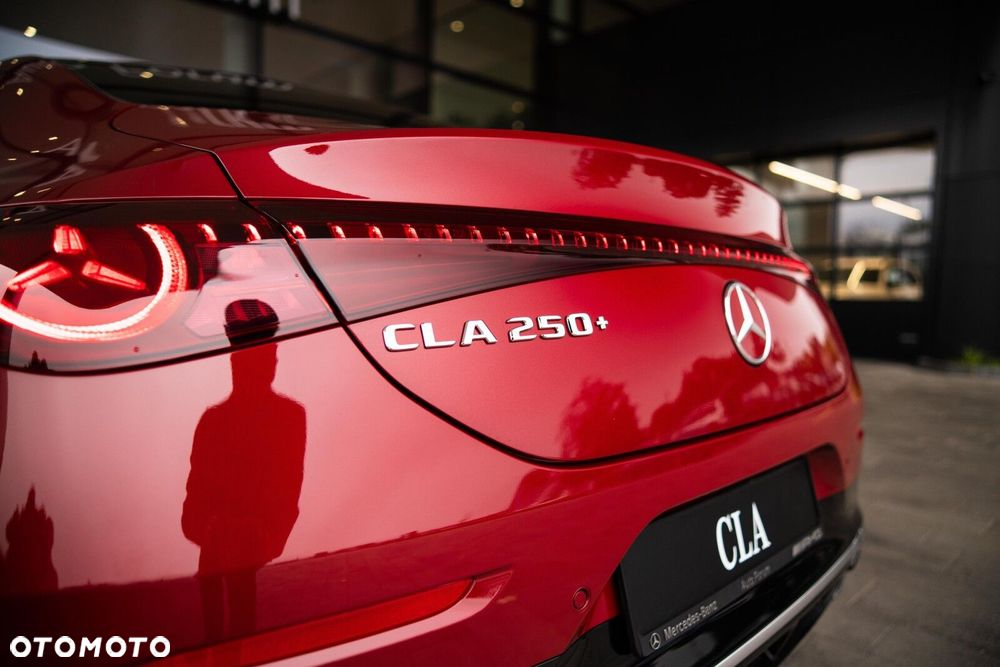 Mercedes-Benz CLA - 33
